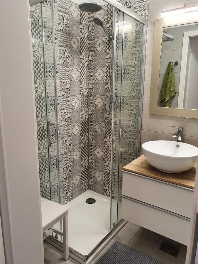 شقة Studio Apartman Fredi أوباتيا المظهر الخارجي الصورة